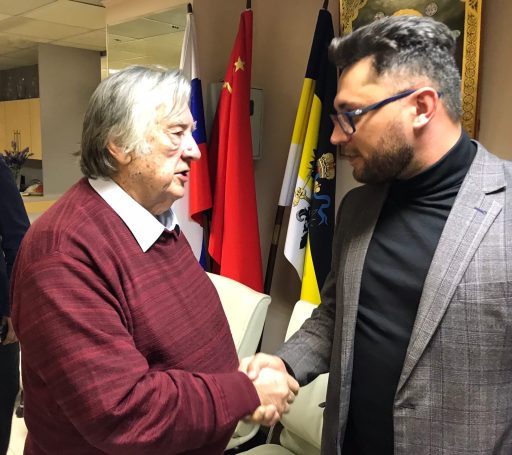 Хранители на площадке Изборского клуба в Москве